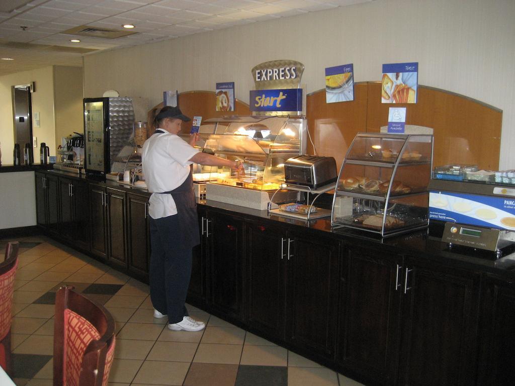 Holiday Inn Express & Suites - Morehead City By Ihg Ngoại thất bức ảnh